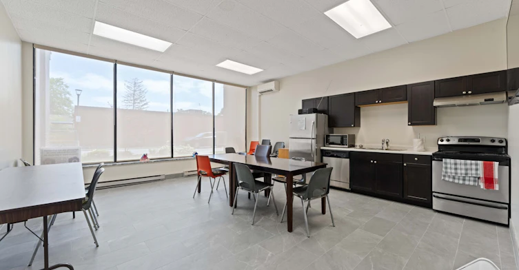 11886 Tecumseh Road E, Tecumseh, ON, N8N 3C2 - 10