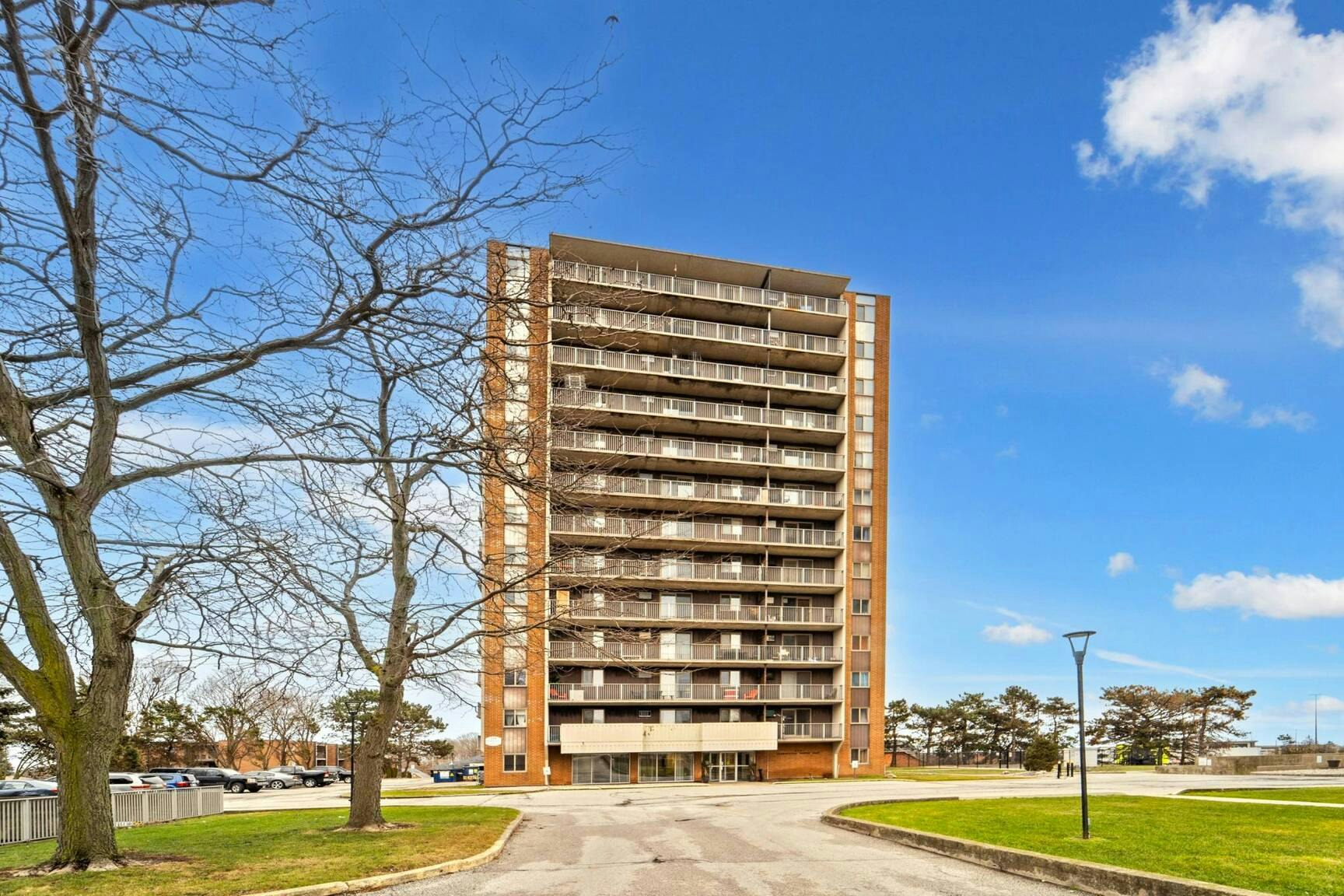 234-1301-238 Erie Street South, Leamington, ON, N8H 4K4 - 2