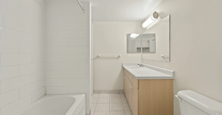 234-1303-238 Erie Street South, Leamington, ON, N8H 4K4 - 18