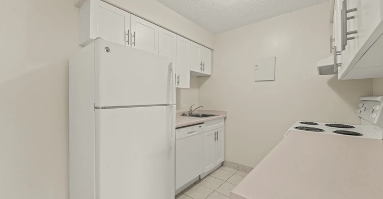 234-803-238 Erie Street South, Leamington, ON, N8H 4K4 - 11