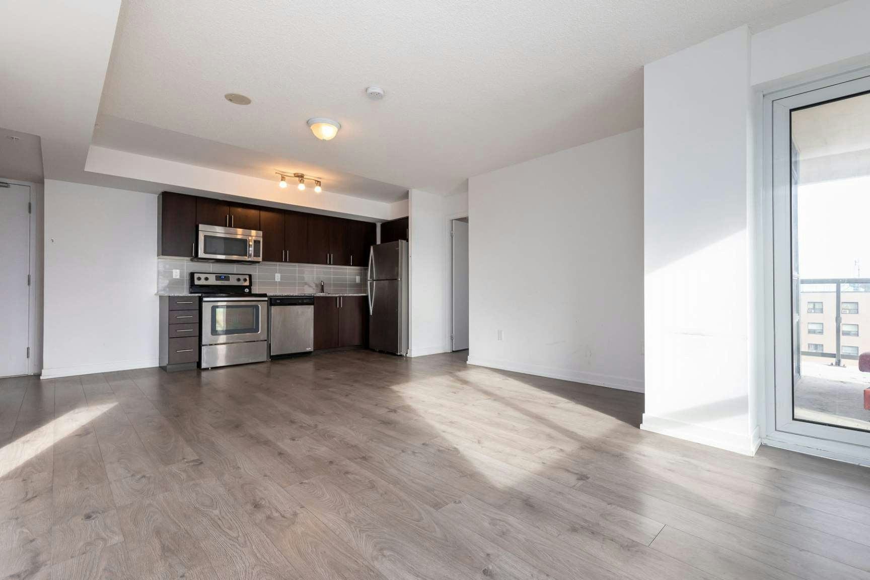 2304-1410 Dupont Street, Toronto, ON, M6H 0B6 - 2