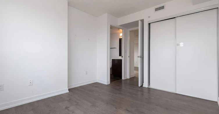 2304-1410 Dupont Street, Toronto, ON, M6H 0B6 - 8