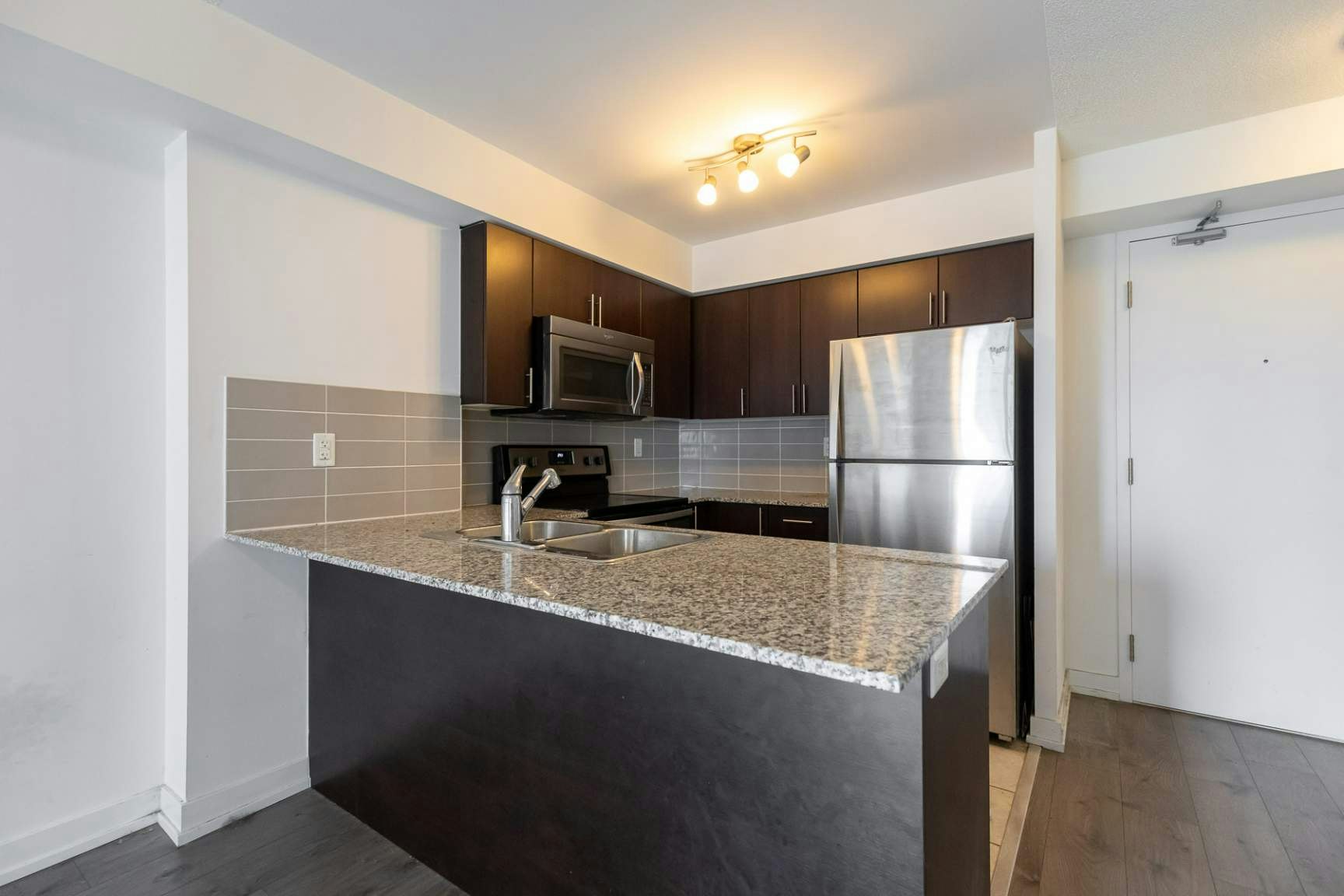 1808-1410 Dupont Street, Toronto, ON, M6H 0B6