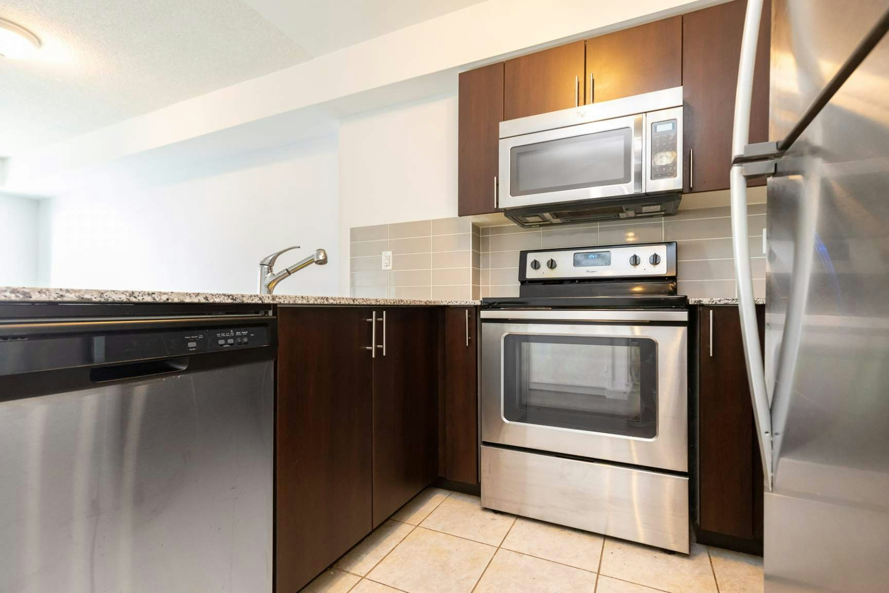 1808-1410 Dupont Street, Toronto, ON, M6H 0B6 - 5