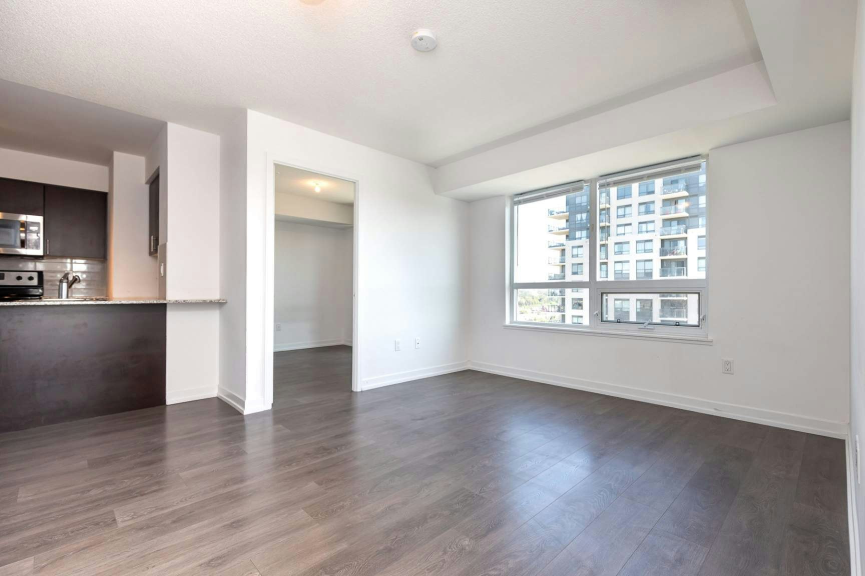 2202-1420 Dupont Street, Toronto, ON, M6H 0C2 - 4