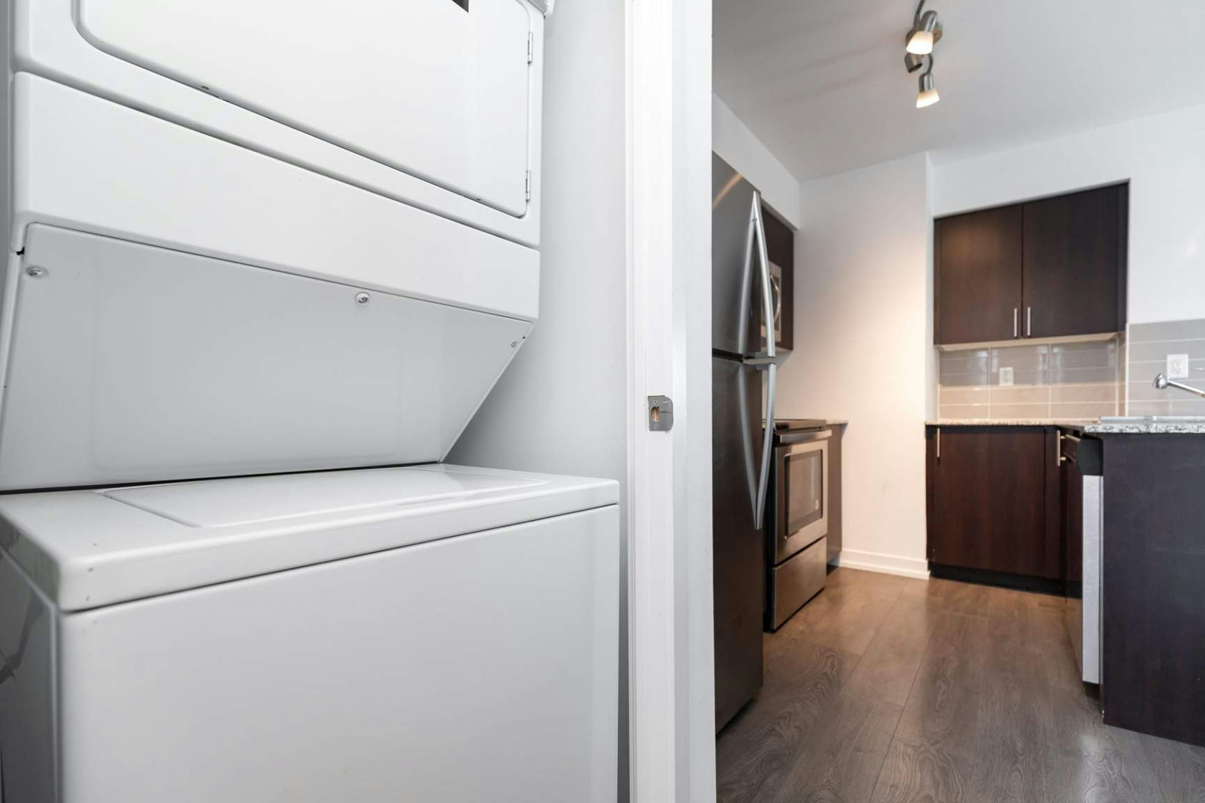2202-1420 Dupont Street, Toronto, ON, M6H 0C2 - 10