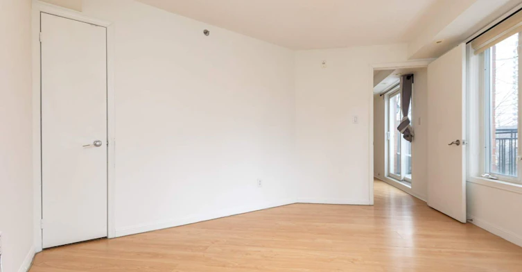 1704 80 Joe Shuster Way, Toronto, ON M6K 1Y5-16 Laidlaw Street, Toronto, ON, M6K 1X2 - 3