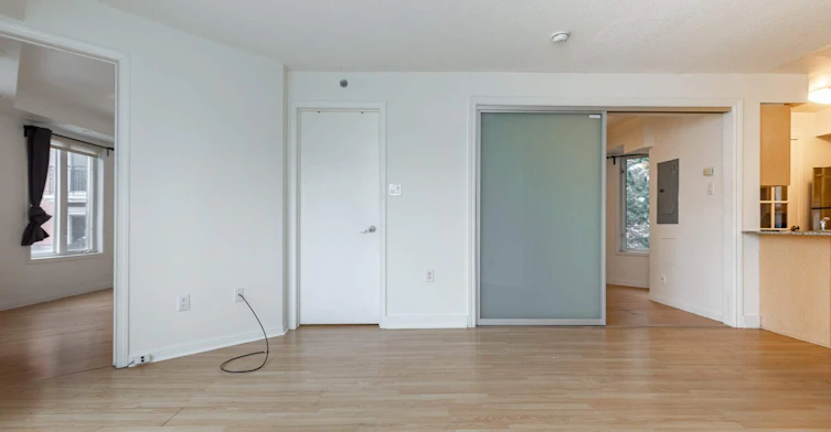 1704 80 Joe Shuster Way, Toronto, ON M6K 1Y5-16 Laidlaw Street, Toronto, ON, M6K 1X2 - 12