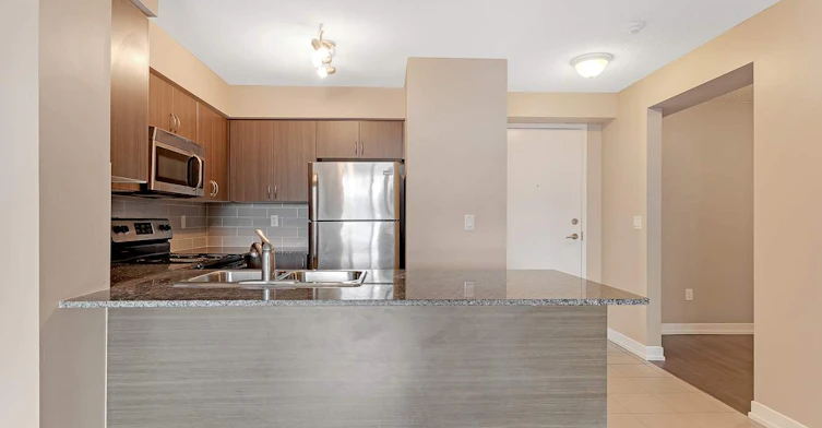 410-812 Lansdowne Avenue, Toronto, ON, M6H 4K5 - 2