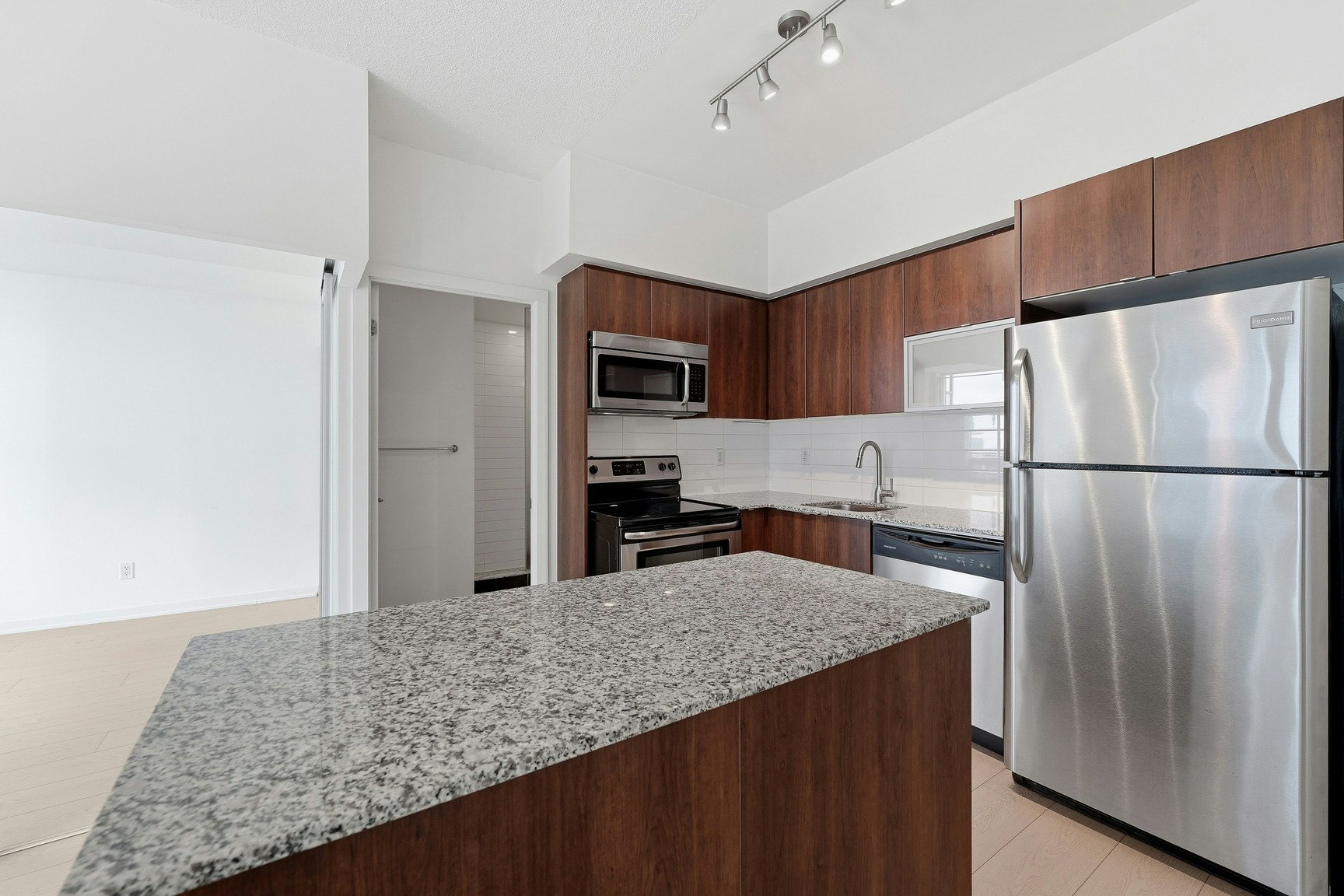 1912-55 Liberty Street East, Toronto, ON, M6K 3P9 - 6