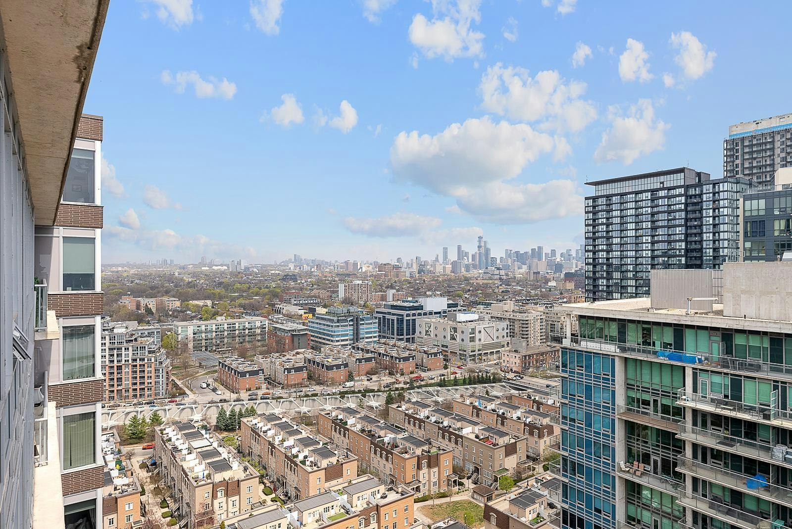 2401-59 Liberty Street East, Toronto, ON, M6K 1Y4 - 31