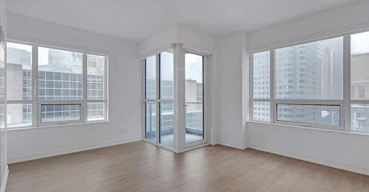 1211-88 Scott Street, Toronto, ON, M5E 1X6 - 3