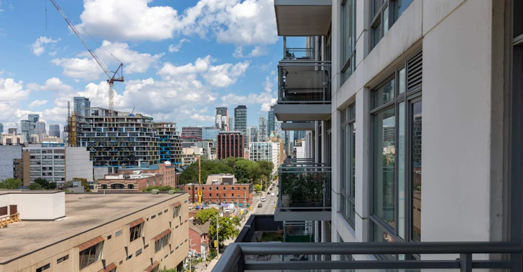 1111-525 Adelaide Street West, Toronto, ON, M5V 1T6 - 13