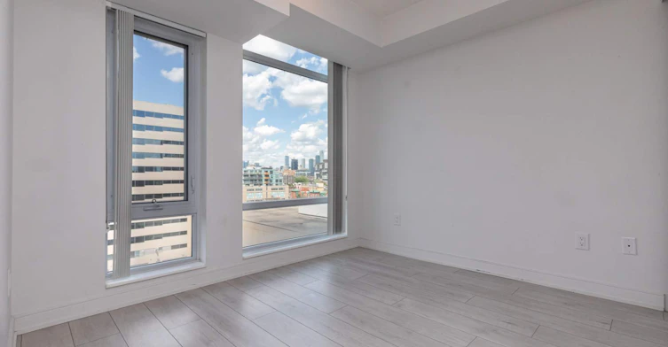 1111-525 Adelaide Street West, Toronto, ON, M5V 1T6 - 8
