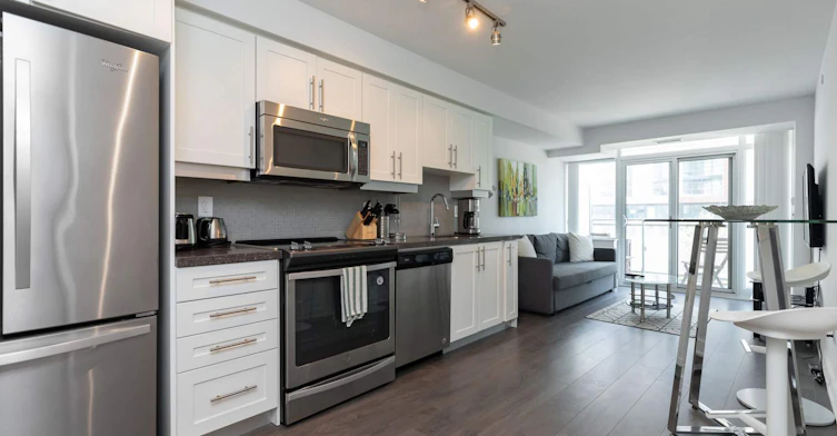 722-525 Adelaide Street West, Toronto, ON, M5V 1T6 - 3