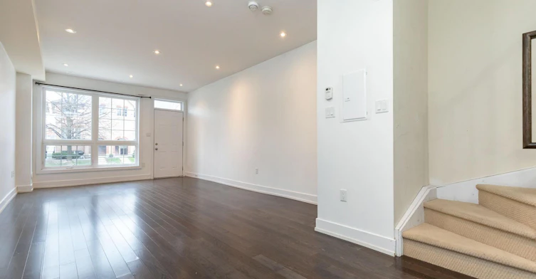Part- 11 R 1084 Lansdowne Avenue, Toronto, ON M6H 0C5-17 Powerhouse Street, Toronto, ON, M6H 4K7 - 4