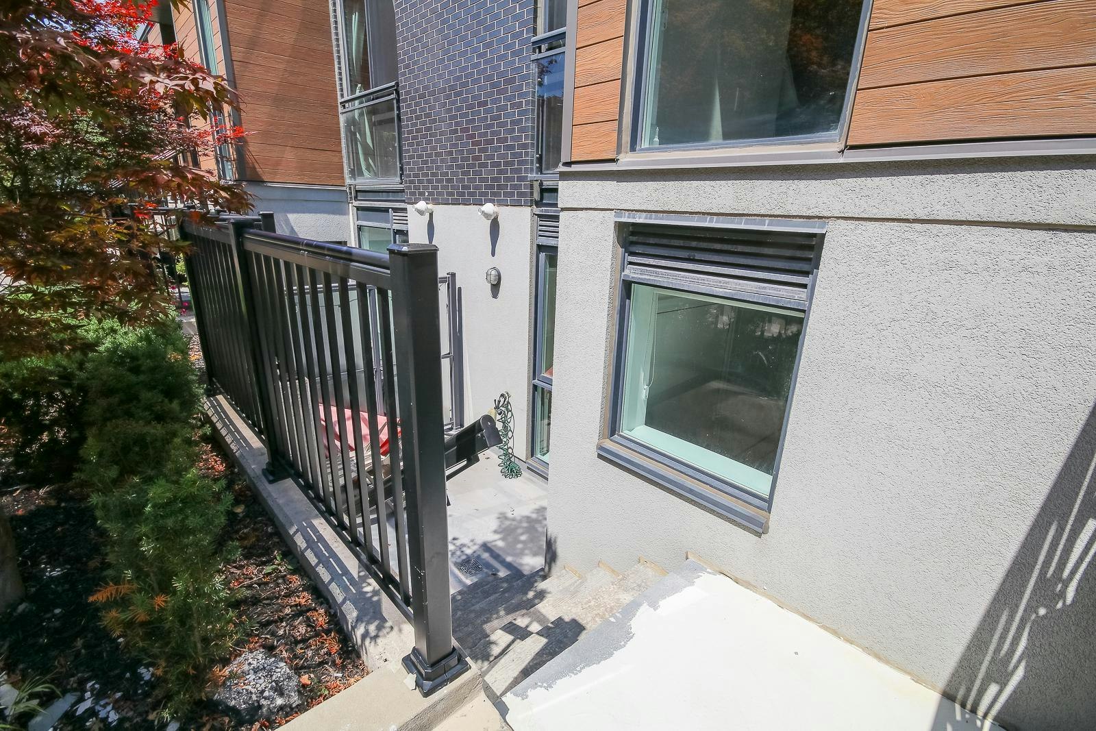 D-702 57 Macaulay Avenue, Toronto, ON M6P 3P5-380 Wallace Avenue, Toronto, ON, M6P 3N8 - 4
