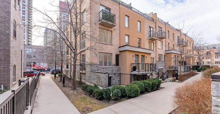 116 9 Foundry Avenue, Toronto, ON M6H 0B7-7 Foundry Avenue, Toronto, ON, M6H 0B7 - 5