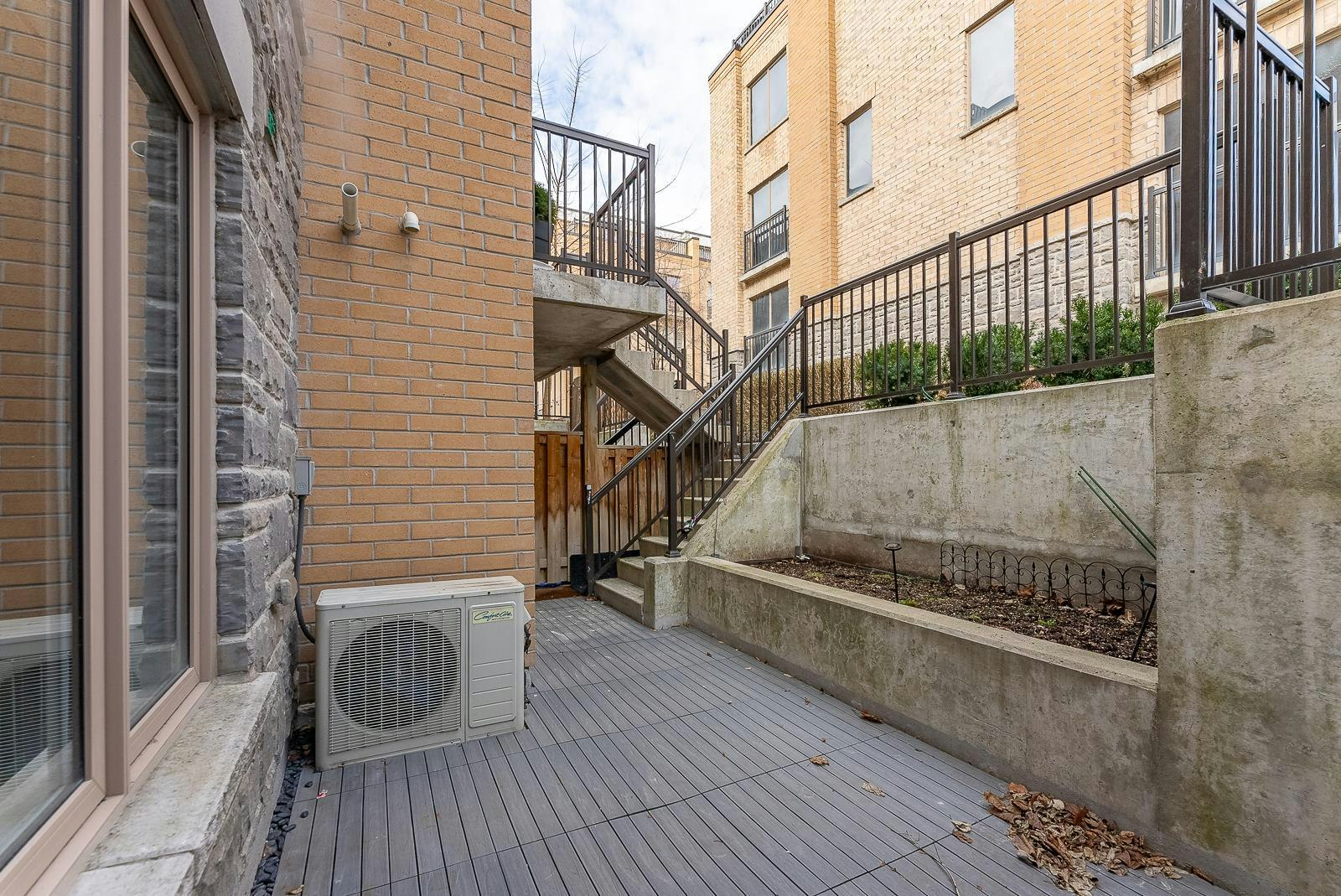 116 9 Foundry Avenue, Toronto, ON M6H 0B7-7 Foundry Avenue, Toronto, ON, M6H 0B7 - 4