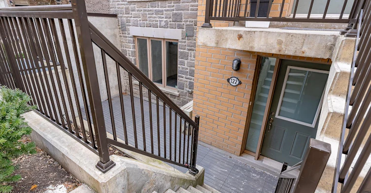 116 9 Foundry Avenue, Toronto, ON M6H 0B7-7 Foundry Avenue, Toronto, ON, M6H 0B7 - 2