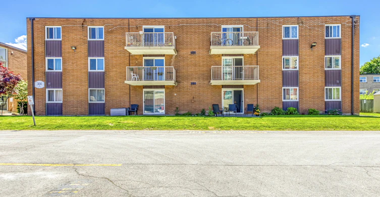 576 Ontario Street, St. Catharines, ON, L2N 4N7 - 4
