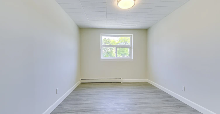 576 Ontario Street, St. Catharines, ON, L2N 4N7 - 20