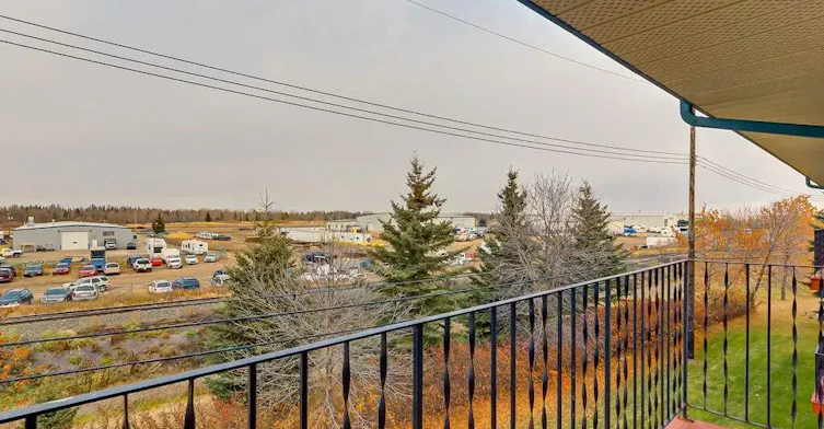 225-4909 45 Avenue, Lloydminster City West, AB, S9V 1R4 - 9