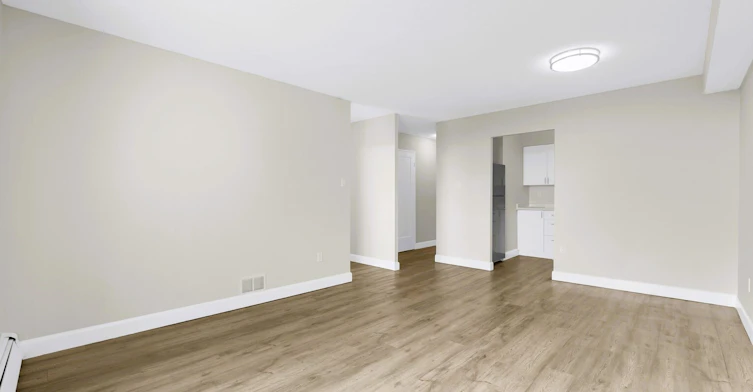 3915 Portage Road, Niagara Falls, ON, L2J 4C8 - 13