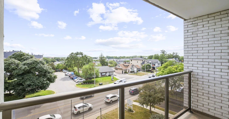 3915 Portage Road, Niagara Falls, ON, L2J 4C8 - 10