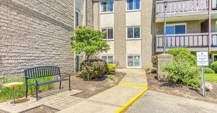 242 Linwell Road, St. Catharines, ON, L2N 1S2 - 4
