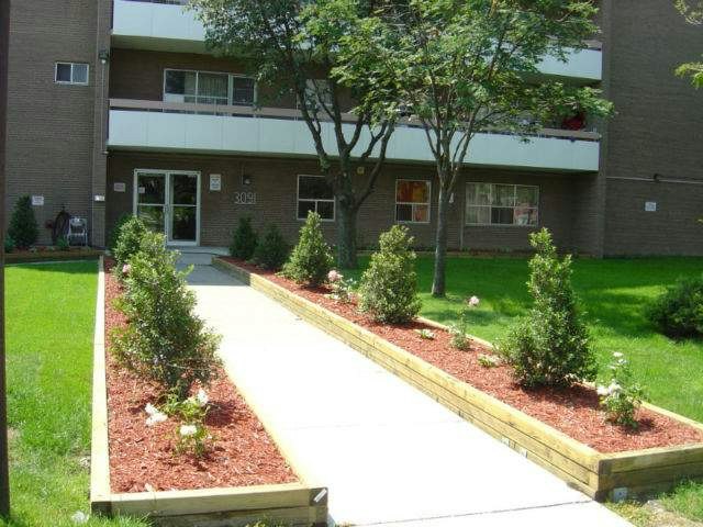 3091 Eglinton Avenue, Toronto, ON, M1J 2G1 - 2