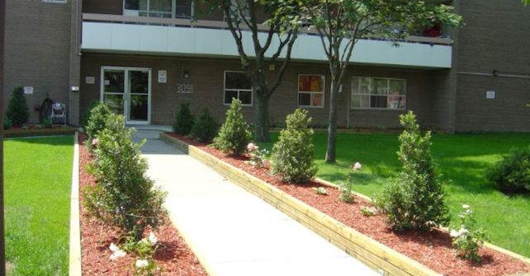 3091 Eglinton Avenue, Toronto, ON, M1J 2G1 - 2