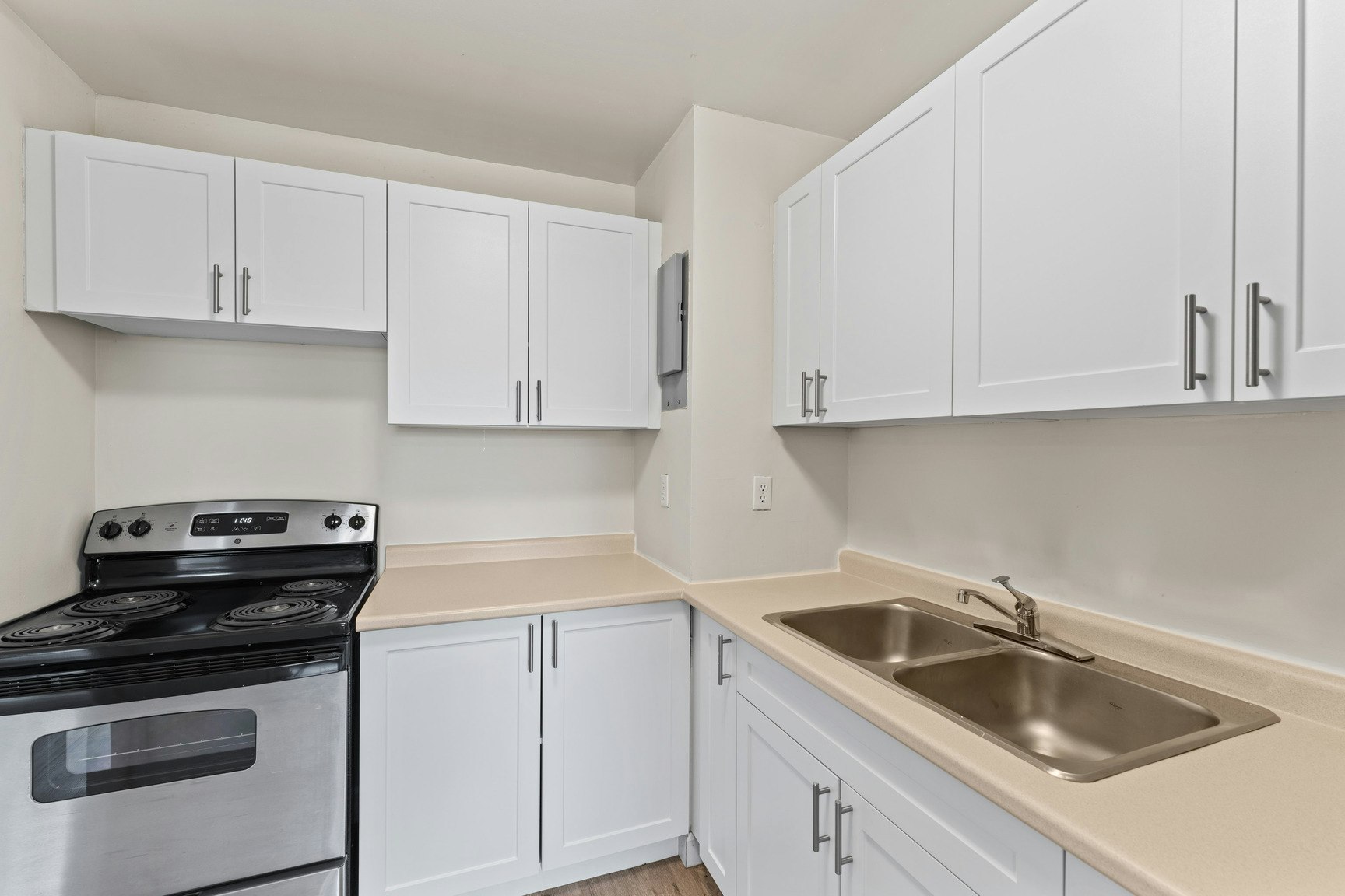149 Henry Street, Brantford, ON, N3S 7K7 - 8