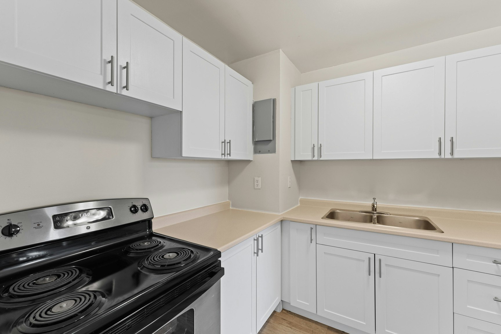 149 Henry Street, Brantford, ON, N3S 7K7 - 9