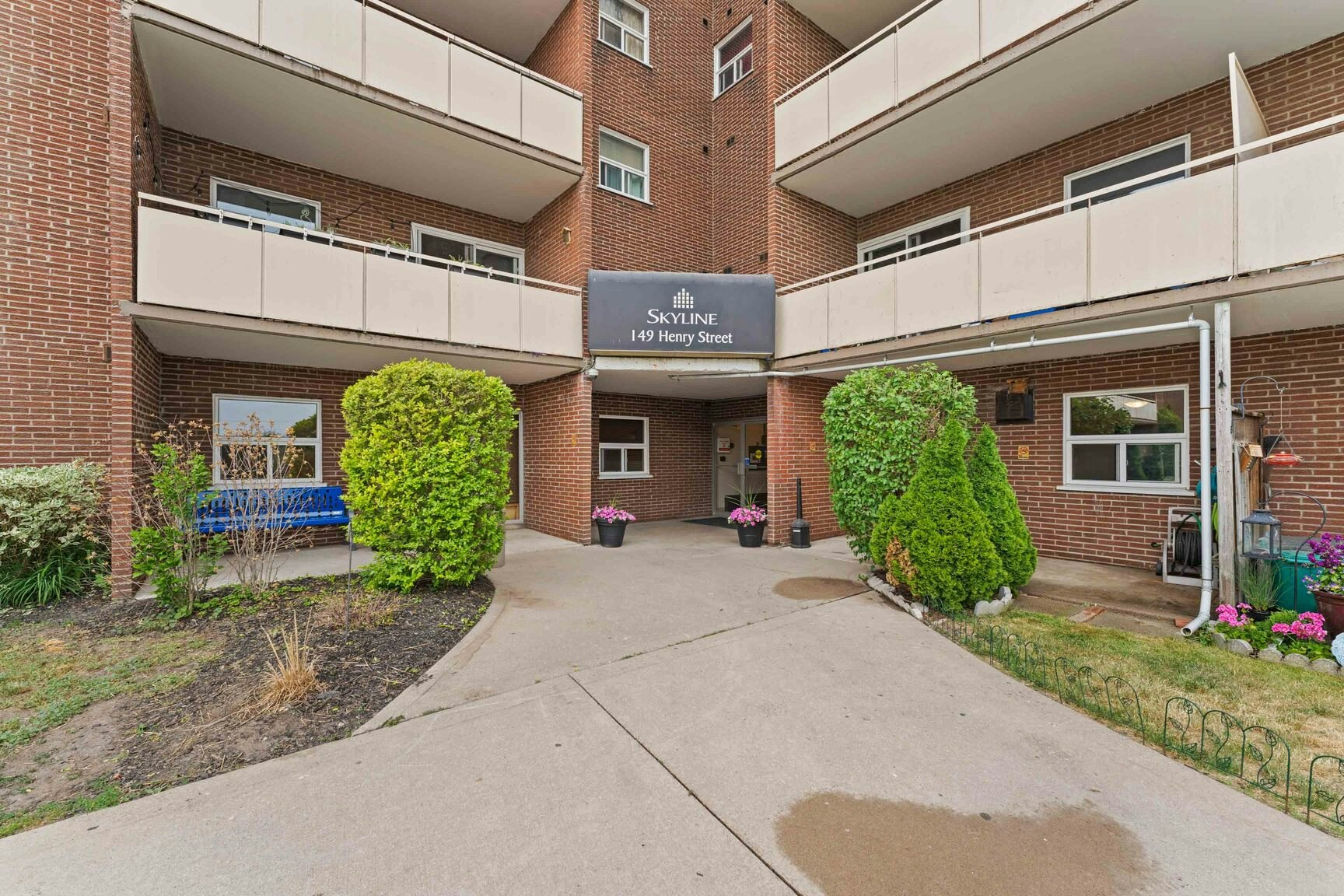 149 Henry Street, Brantford, ON, N3S 7K7 - 3
