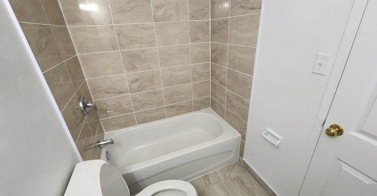 888 Glenn Street, Oshawa, ON, L1J 5Z4 - 3