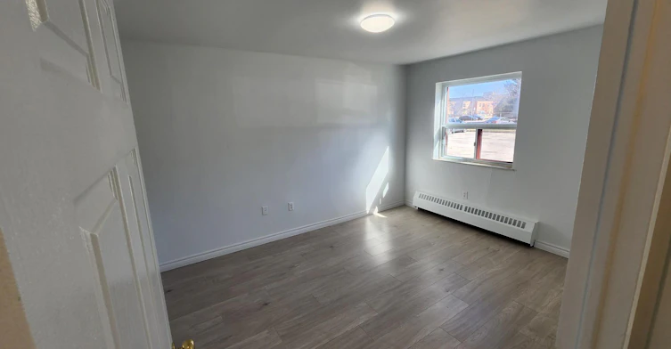 888 Glenn Street, Oshawa, ON, L1J 5Z4 - 5