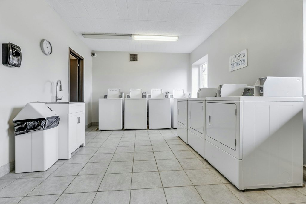 300-102-304 Sherk Street, Leamington, ON, N8H 4N7 - 19