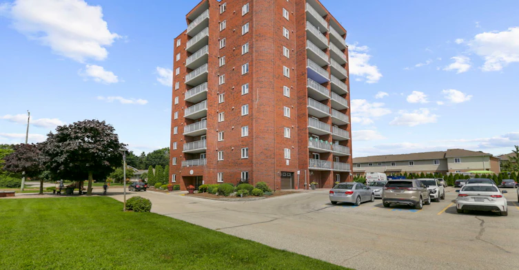 300-102-304 Sherk Street, Leamington, ON, N8H 4N7 - 24