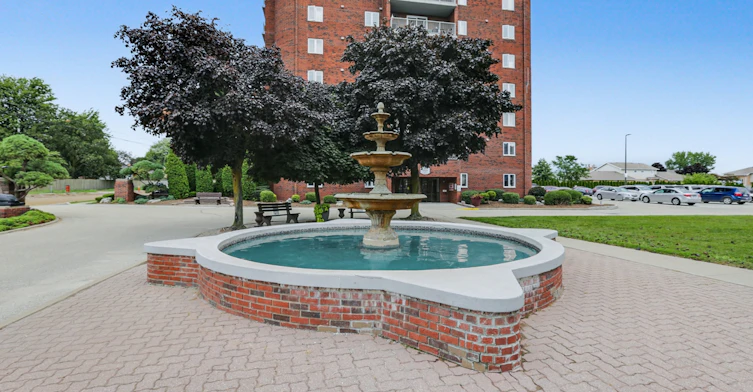 300-302-304 Sherk Street, Leamington, ON, N8H 4N7 - 22