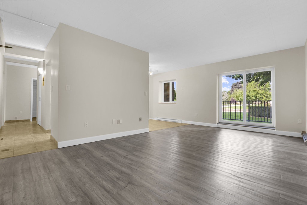 300-604-304 Sherk Street, Leamington, ON, N8H 4N7 - 6