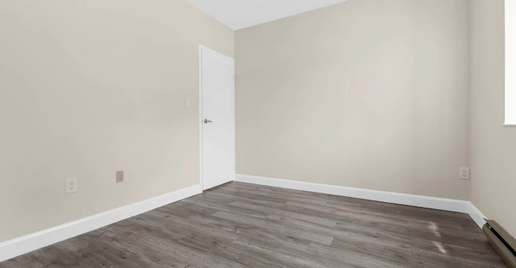 300-604-304 Sherk Street, Leamington, ON, N8H 4N7 - 13