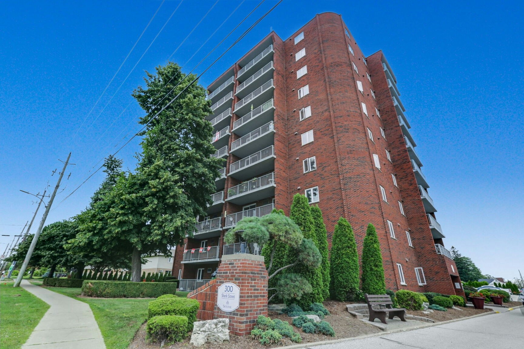 300-604-304 Sherk Street, Leamington, ON, N8H 4N7 - 2