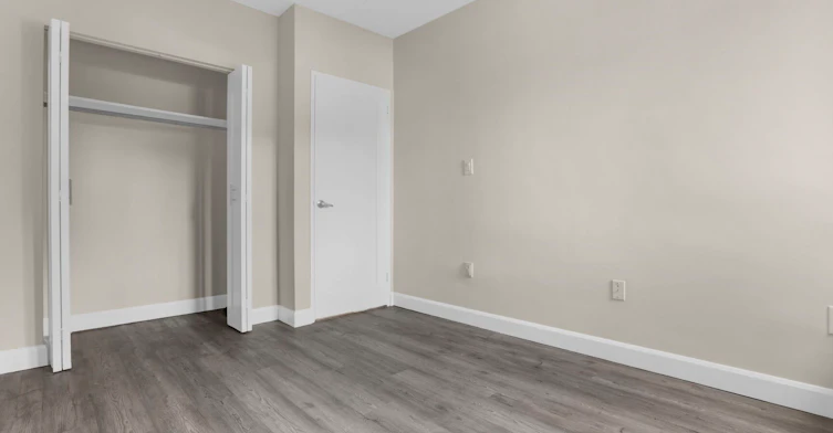 300-604-304 Sherk Street, Leamington, ON, N8H 4N7 - 16