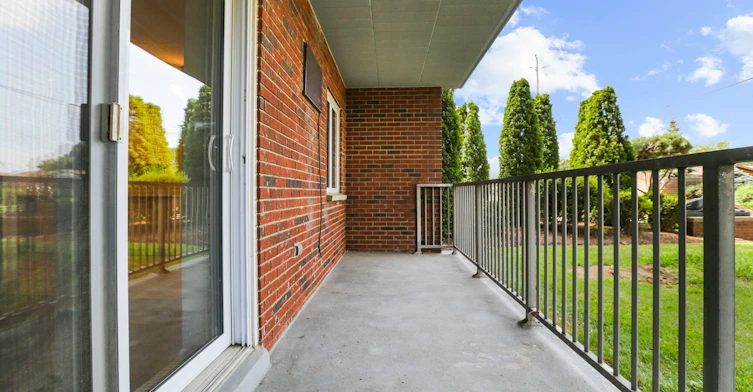 300-604-304 Sherk Street, Leamington, ON, N8H 4N7 - 18
