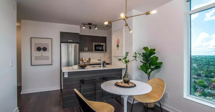 2304-18 Erskine Avenue, Toronto, ON, M4P 0C9 - 3