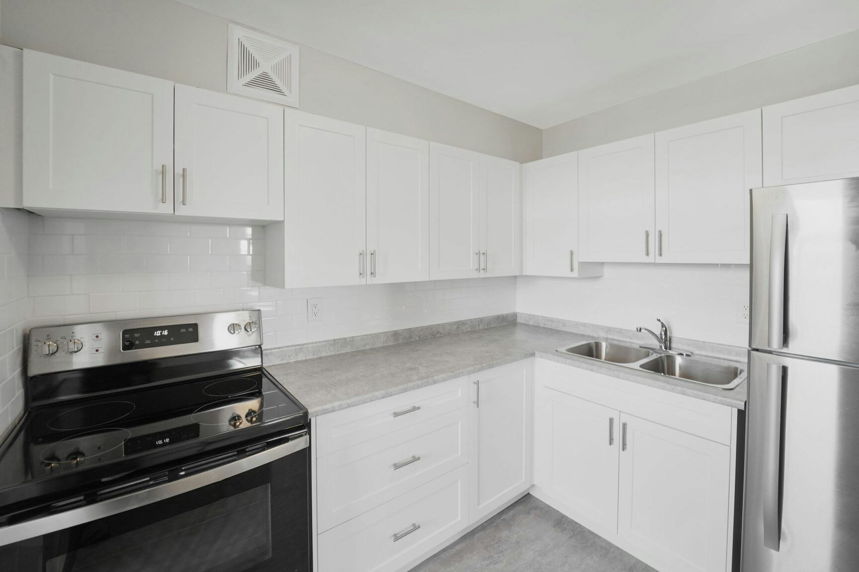 100 Lancaster Drive, Welland, ON, L3C 6M1 - 16