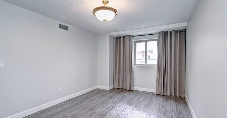 305-136 Ontario Street, Stratford, ON, N5A 7Y4 - 15