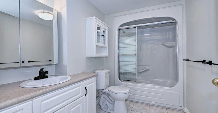312-136 Ontario Street, Stratford, ON, N5A 7Y4 - 17