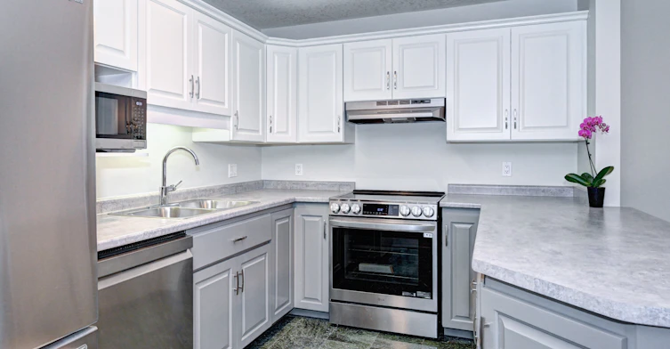 312-136 Ontario Street, Stratford, ON, N5A 7Y4 - 4